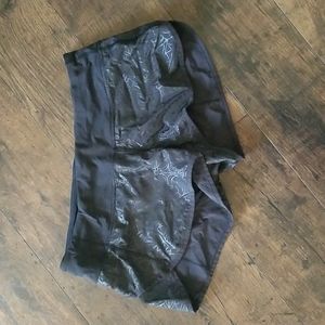 Lululemon speed up shorts size 8
